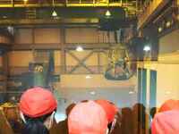 環境センターの巨大なクレーンに圧倒されました。